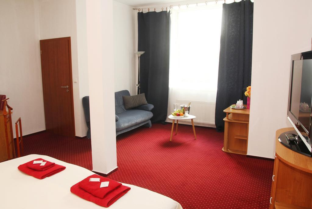 Saraya Wellness & Penzion Τέπλιτσε Εξωτερικό φωτογραφία